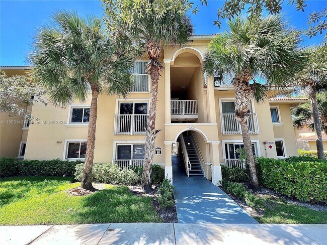 Primary Photo - 9905 Westwood Dr