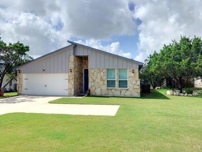 Building Photo - 51 Champions Cir