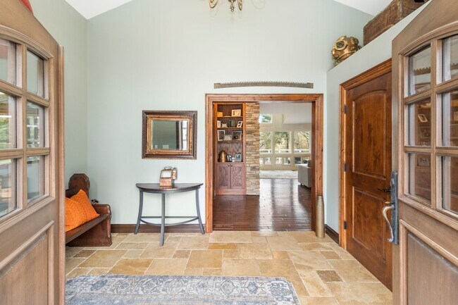 Building Photo - Stunning 5-Bed, 4.5-Bath Custom Home on Du...