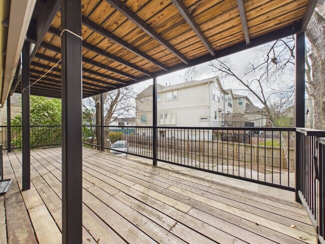 Building Photo - 5110 Academy St