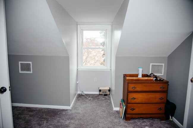 Building Photo - 2721 Maytown Rd