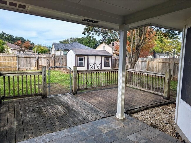 Building Photo - 1628 W Pflugerville Pkwy