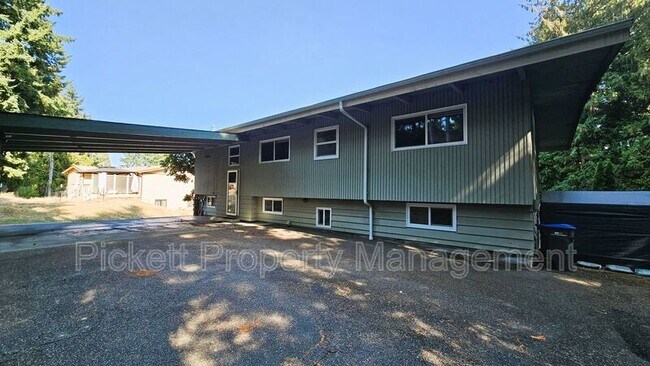 Building Photo - 6145 Cameron Ln NW