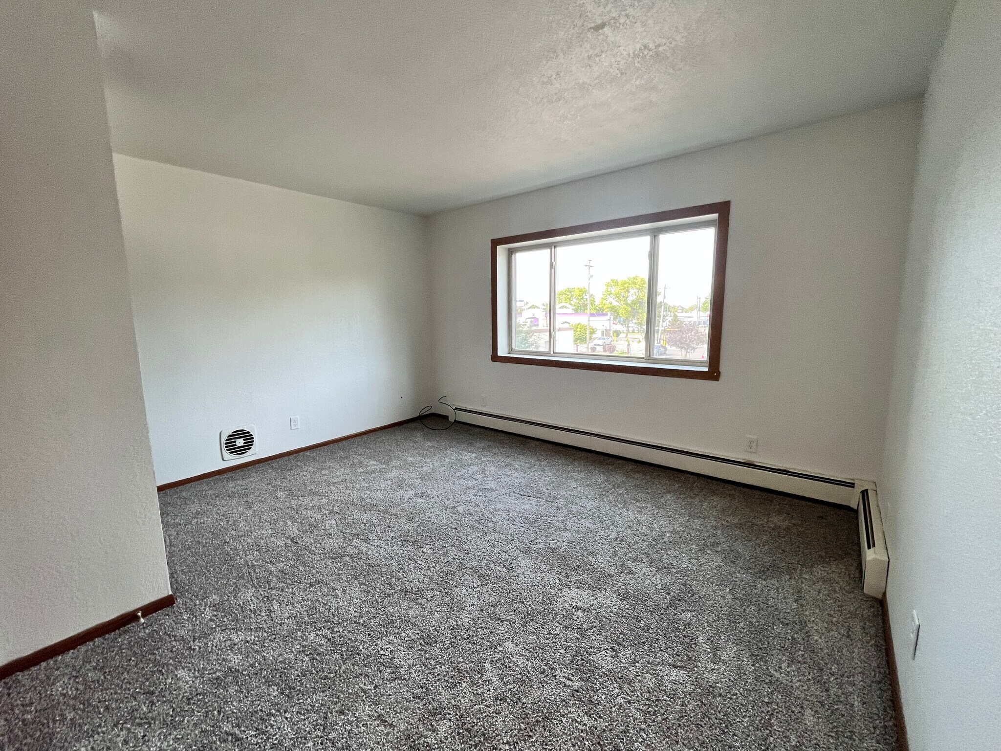 Building Photo - 1206 14th Ave S