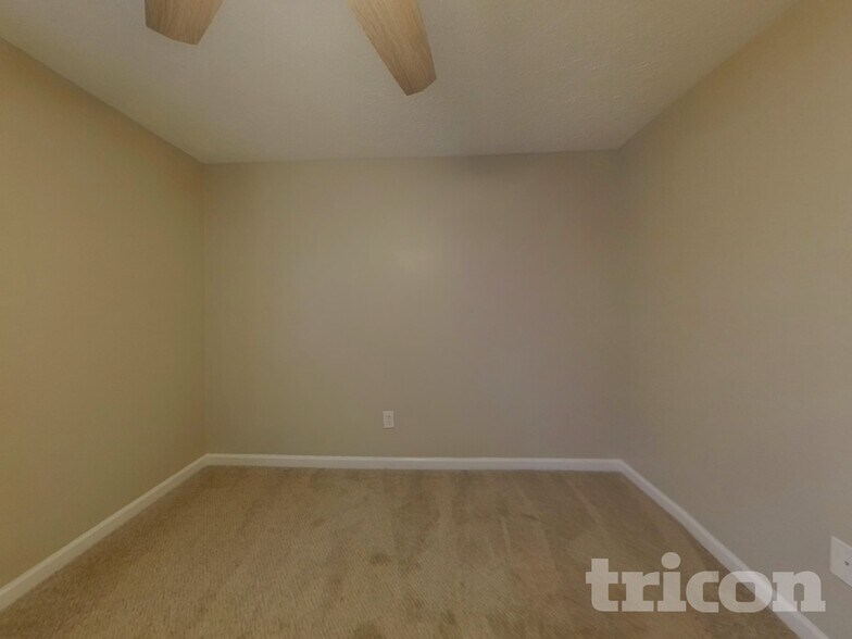 Building Photo - 6450 Bonanza Trail