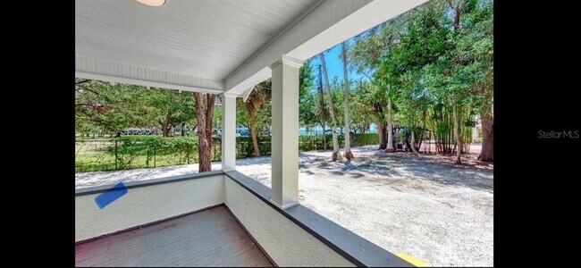 Building Photo - 1513 Palmetto Ln