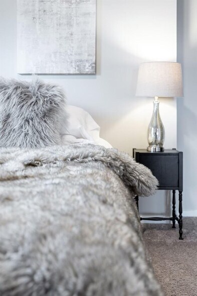 Building Photo - 624 E 32nd St