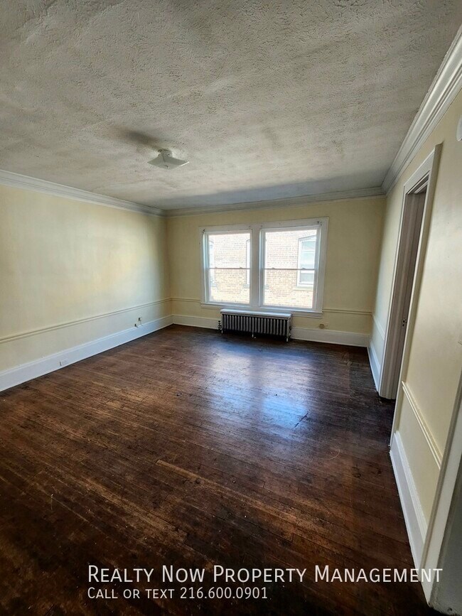 Building Photo - 2453 Overlook Rd