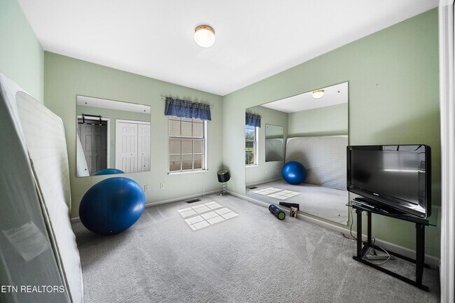 Building Photo - 10160 Highgate Cir