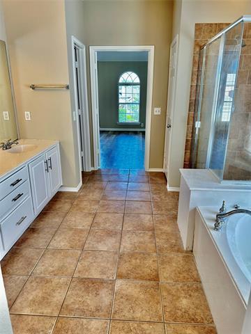 Building Photo - 4512 Vista Meadows Dr