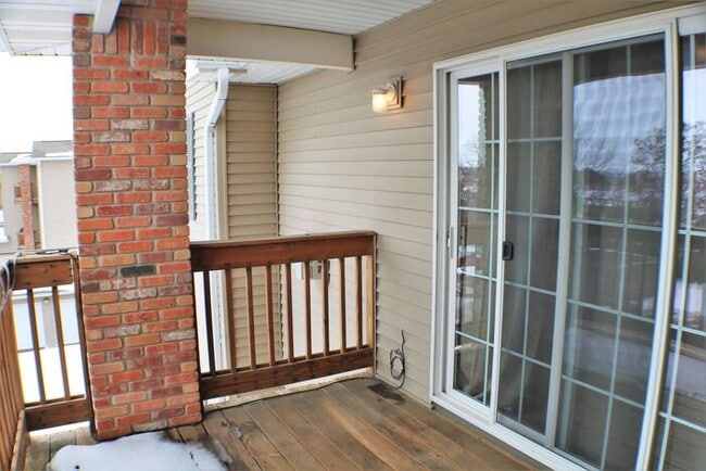 Building Photo - $1,250 | 2 Bedroom, 1 Bathroom Condo | Pet Friendly* | Available for an August 1st, 2026 Move In!