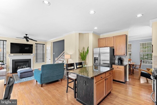 Building Photo - 42968 Chesterton St