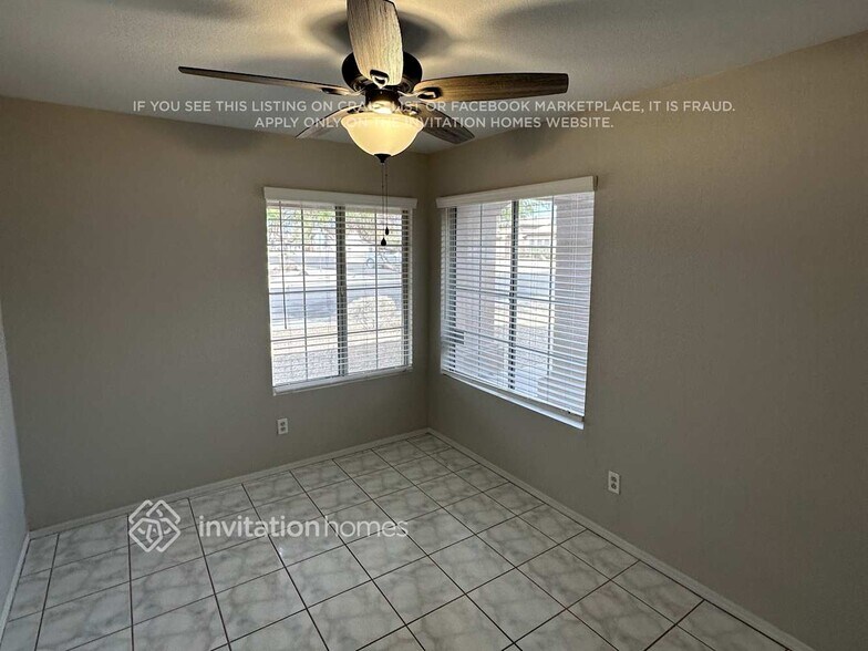 Building Photo - 12480 N 83rd Dr