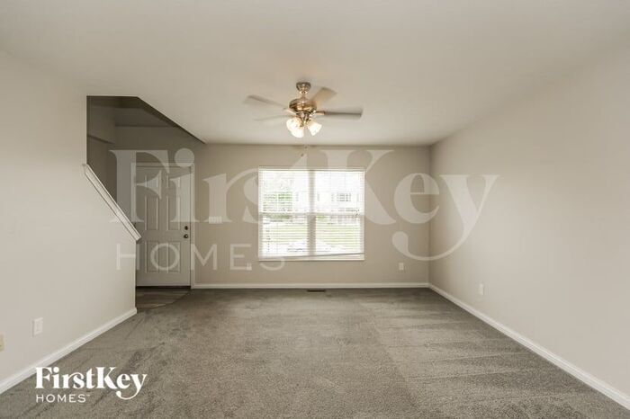 Building Photo - 10319 McCauley Dr