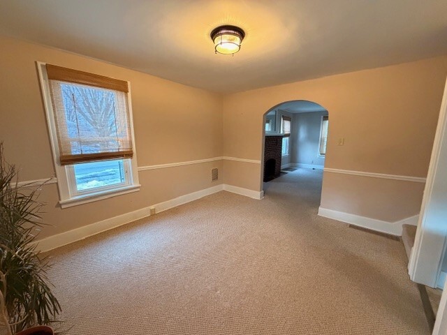 dining - 110 Lowell Ave