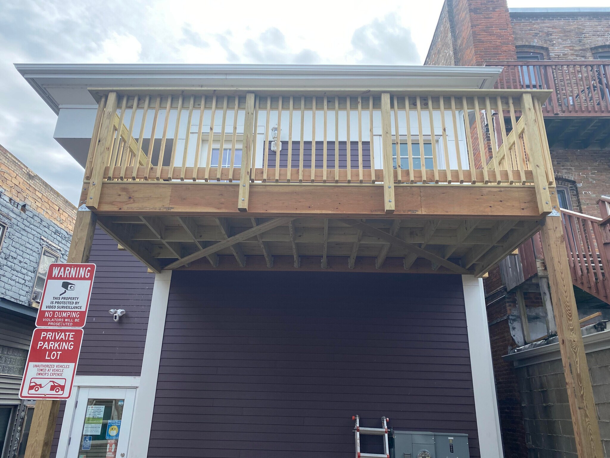 Building Photo - 214 S Minnesota Ave