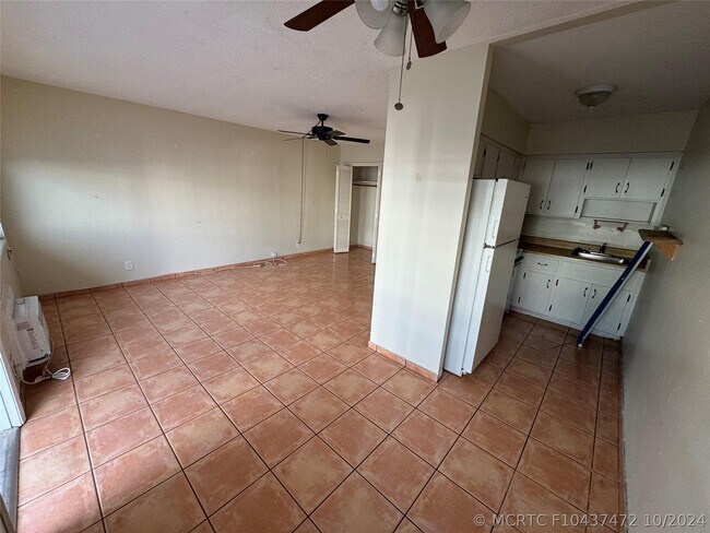 Building Photo - 1814 E Oakland Park Blvd