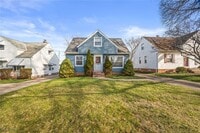 Building Photo - 65 Leyton Rd