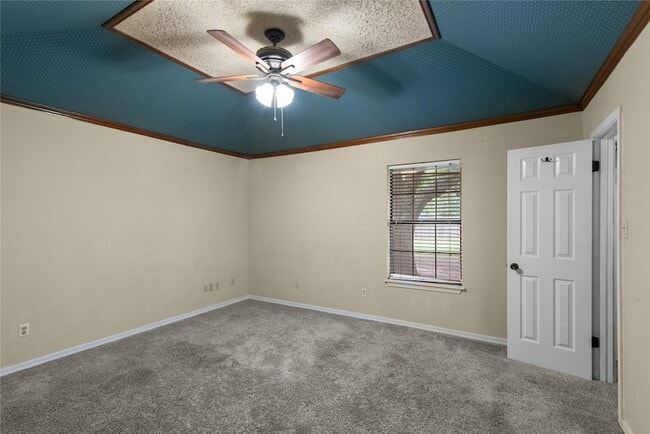 Building Photo - 2526 Downs Cir