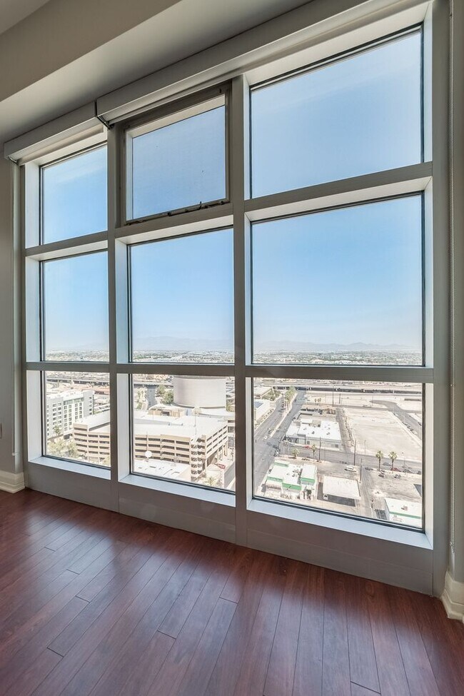 Building Photo - The Ogden 2203-City/Mtn Views from this stunning  2Bd/2Ba Residence