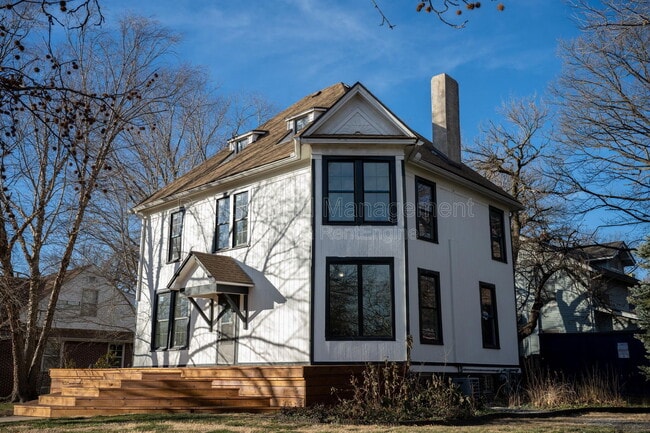 Building Photo - 169 S Belmont St