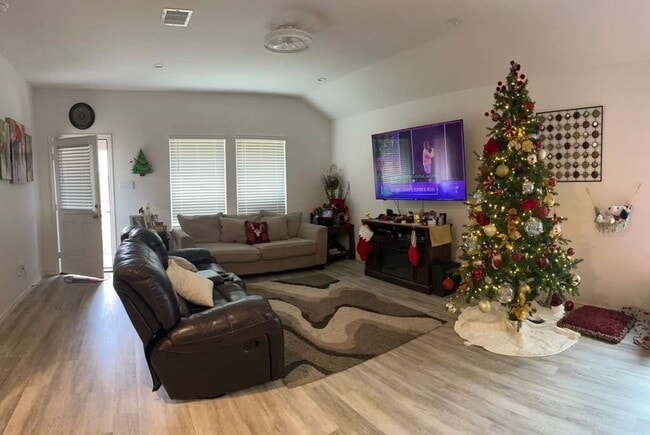 Building Photo - 31014 Brightwell Bnd