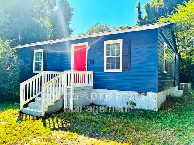 Primary Photo - 1006 Gum St