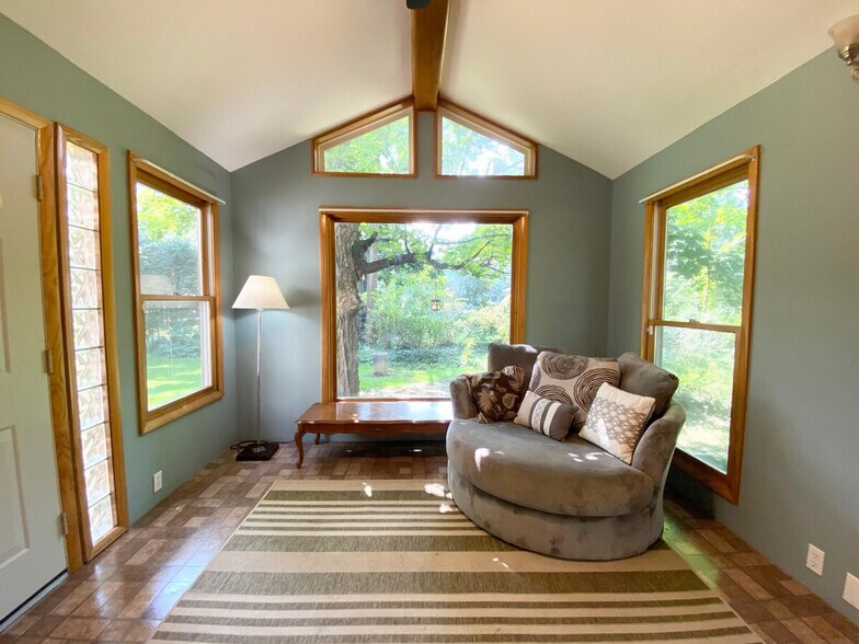 Building Photo - 15681 Wyatt Rd