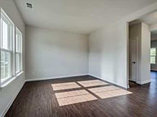 Building Photo - 1 MONTH FREE! PET FRIENDLY 4BR w/ Large Fenced Yard – Williamson Co Schools