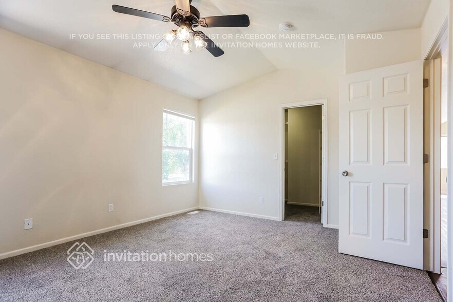 Building Photo - 2205 E 127th Pl