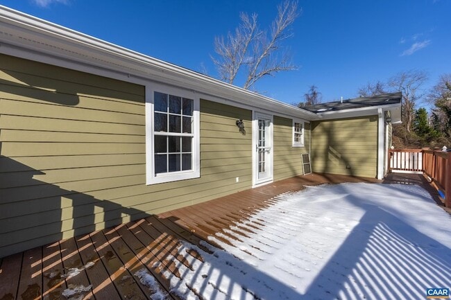 Building Photo - 703 Tilman Rd