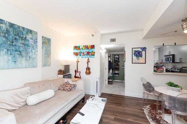 Building Photo - $500.00 OFF MOVE IN !!! NORTH PARK AT ITS ...