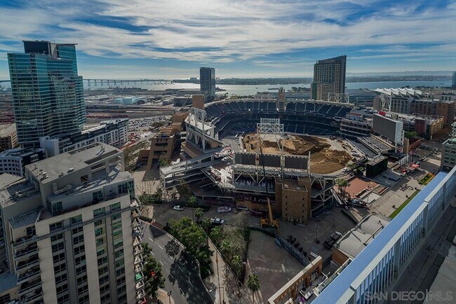 Building Photo - 350 Eleventh Ave