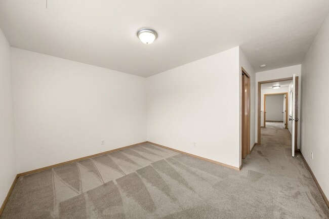 Building Photo - 204 F St