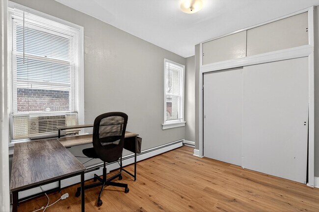 Building Photo - 281 Fulton Ave