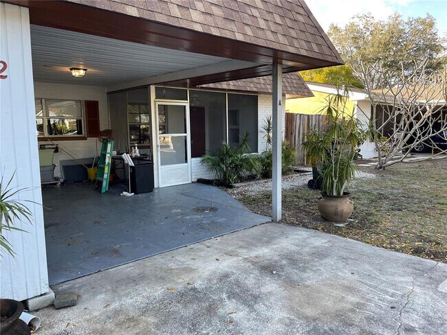 Building Photo - 702 Heritage Ln