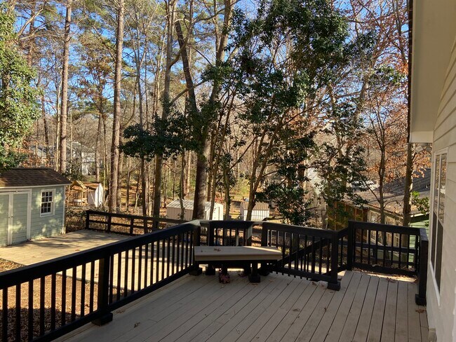 Building Photo - 1124 Theresa Ct