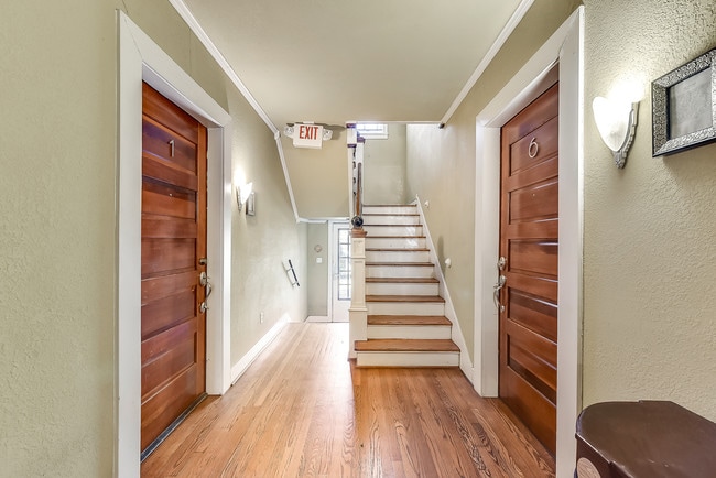 Building Photo - The Bryan Apartments