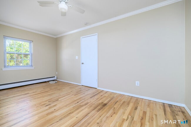 Building Photo - 398 Courtland Ave