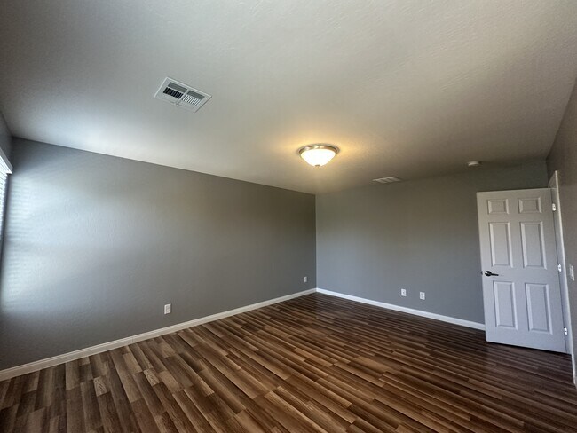 Building Photo - 8977 Melridge Rd