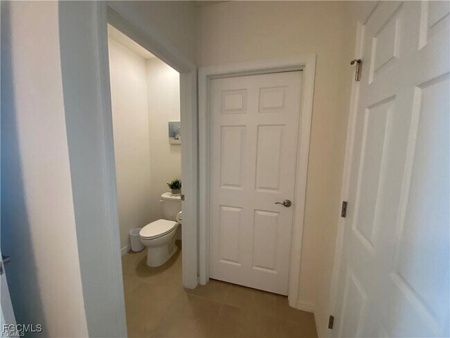 Building Photo - 10531 Canal Brook Ln