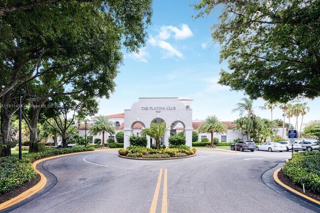 Building Photo - 5147 Europa Dr