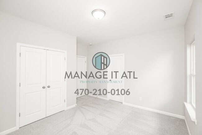 Building Photo - 4 Bedroom House in Hoschton over 3,700 sqft!
