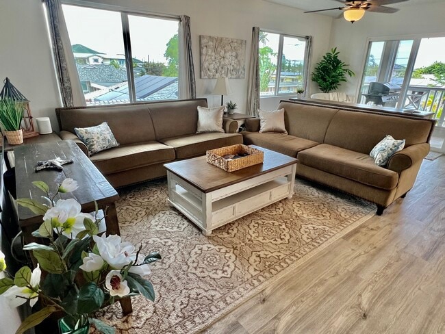 Building Photo - 451 Lanae Way