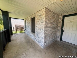 Building Photo - 8214 Chestnut Manor Dr