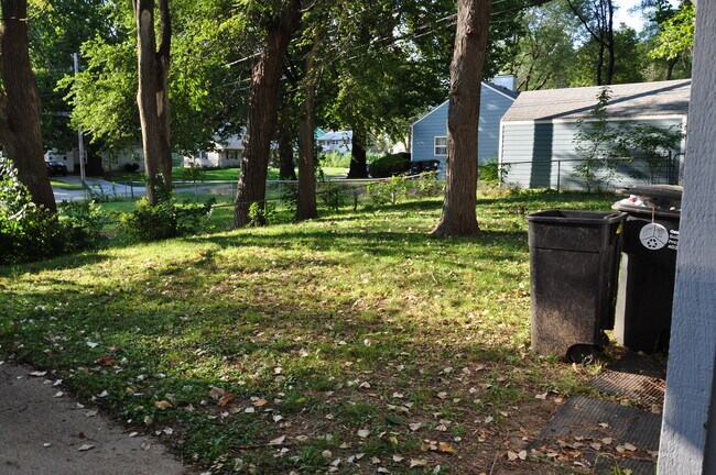 Backyard - 6940 Lafayette Ave