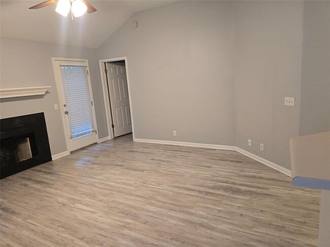 Building Photo - 4911 Edenbourgh Ln