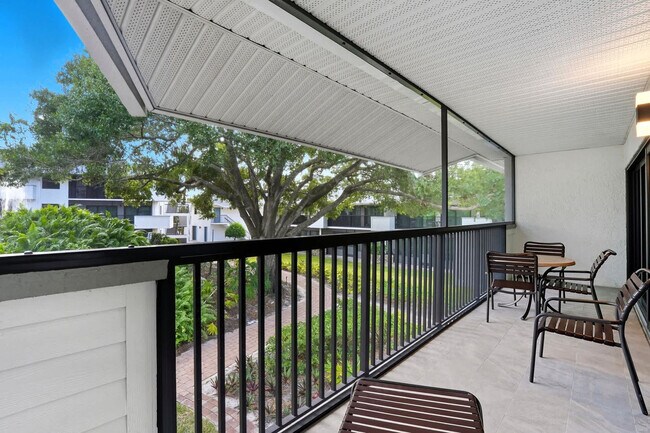 Building Photo - 600 Neapolitan Way