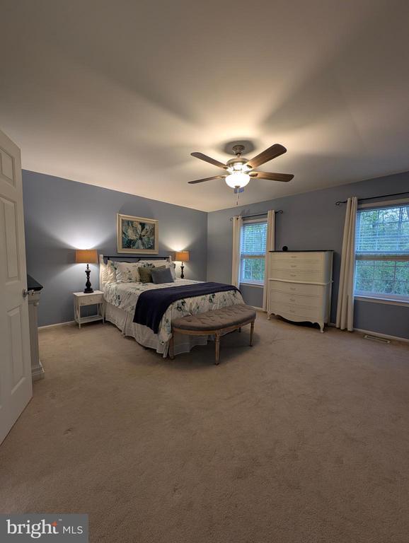 Building Photo - 609 Hartland Ct