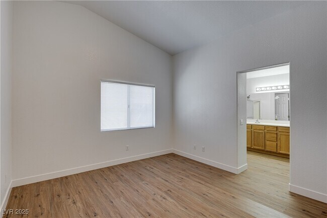 Building Photo - 10046 Catseye Cove Ct